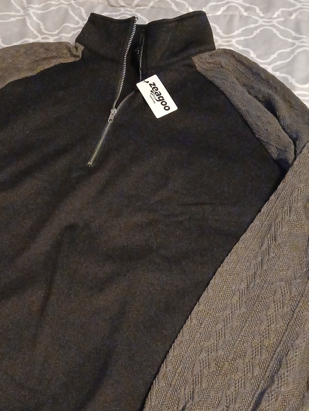 Zeagoo Men's Half-Zip Sweater in Charcoal and Grey Sz. Xxl